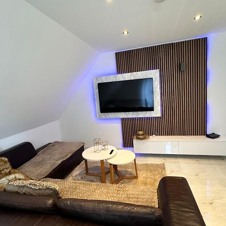 Relaxdays-Apartments 1 Garten Und Pool-Mitbenutzung, Wallbox, Kostenloser Parkplatz, Kontaktloser Checkin, Wifi Mit Smarttv Gütersloh Eksteriør bilde